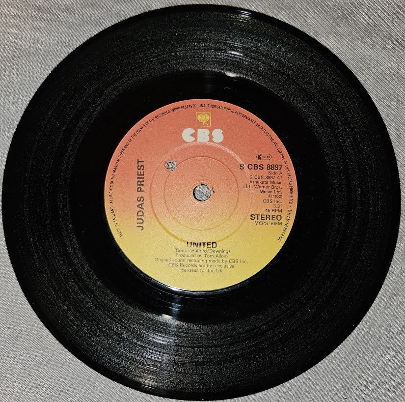Judas Priest - United (7", Single) (CBS)