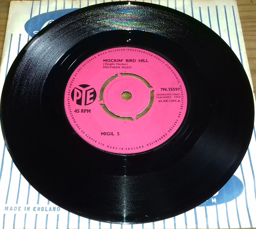 Migil 5* - Mockin' Bird Hill (7", Single, Kno) (Pye Records)