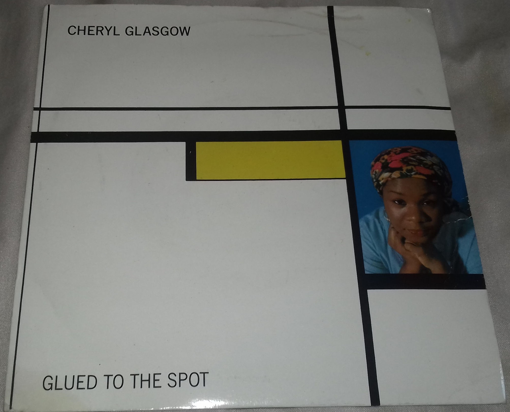 Cheryl Glasgow - Glued To The Spot (7", Single) (Live Records)
