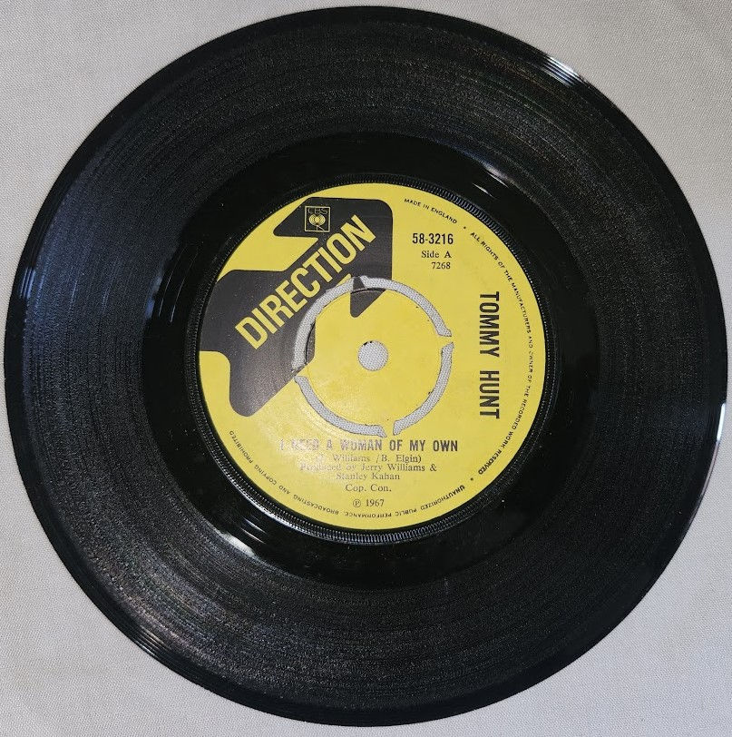 Tommy Hunt - I Need A Woman Of My Own (7") (Direction)