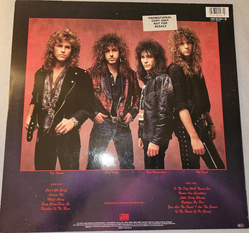 Miniatyrbild: Winger - In The Heart Of The Young (LP, Album) (Atlantic)