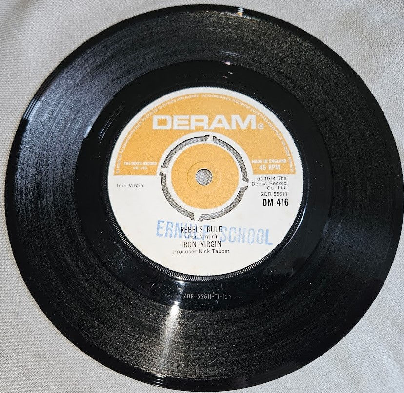 Iron Virgin - Rebels Rule (7", Single) (Deram)
