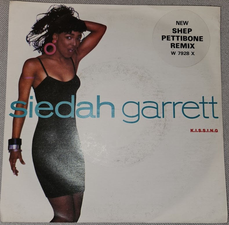 Siedah Garrett - K.I.S.S.I.N.G. (New Shep Pettibone Remix) (7", Single) (Qwest R