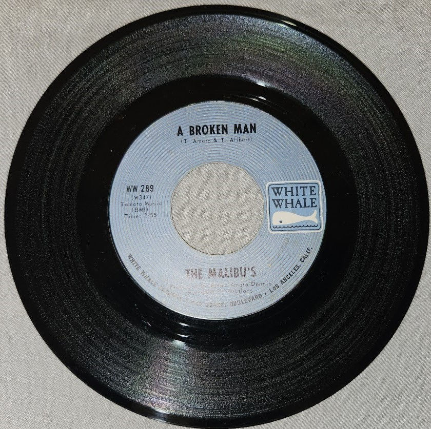 The Malibu's* - A Broken Man (7", Styrene, Ter) (White Whale)