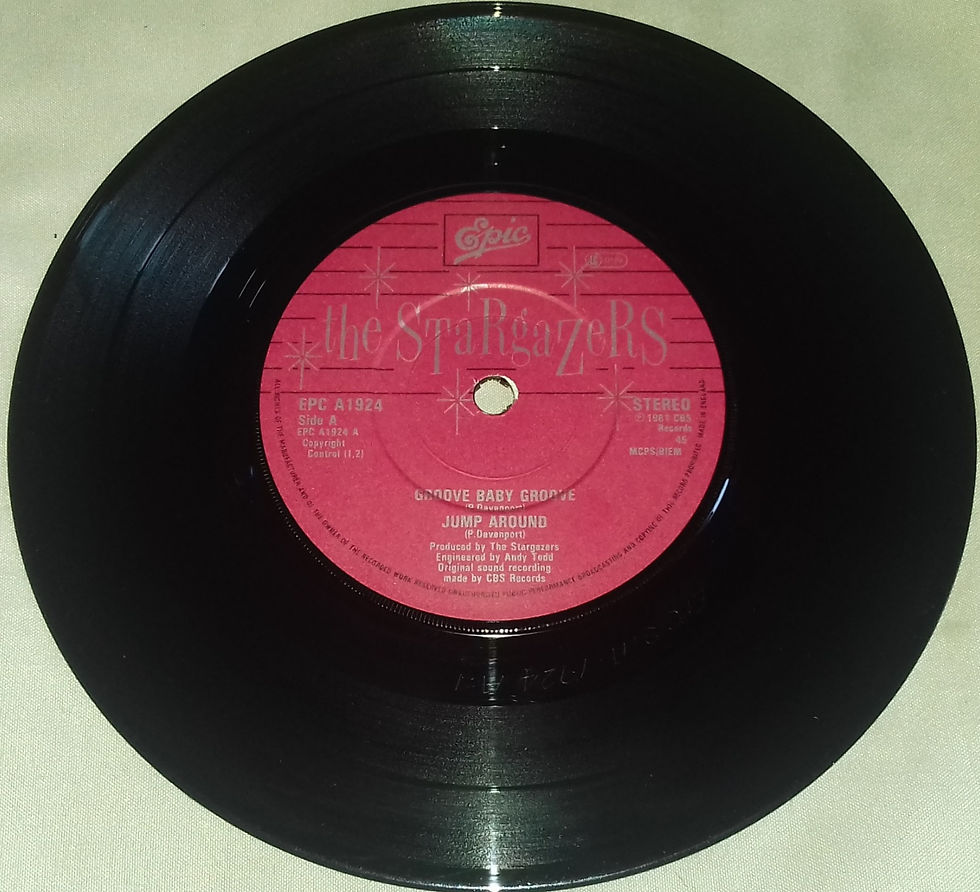 Pikkukuva: The Stargazers  - Groove Baby Groove (7", EP, Pap) (Epic)