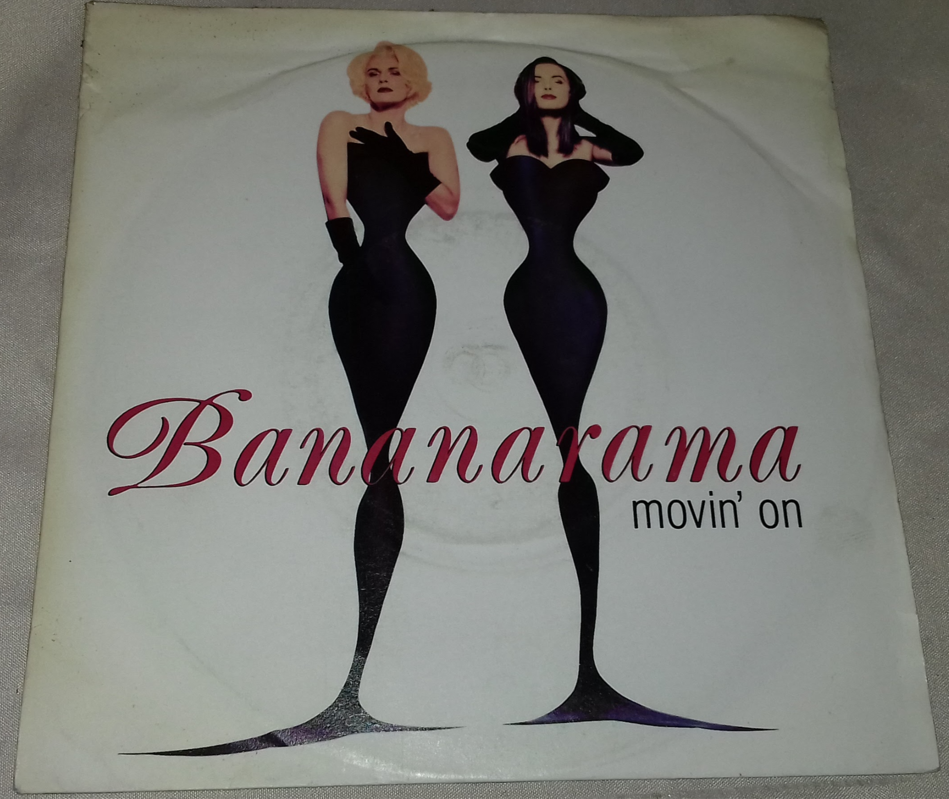 Bananarama - Movin' On (7", Single) (London Records, London Records, London Reco