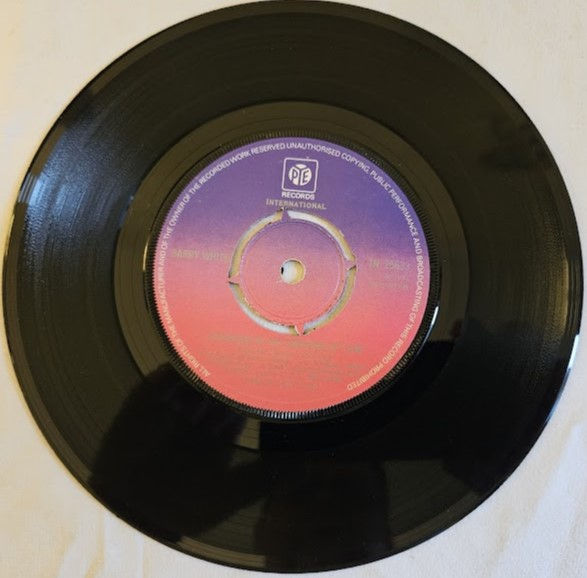 Miniature : Barry White - Never, Never Gonna Give Ya Up (7", 4 P) (Pye International)