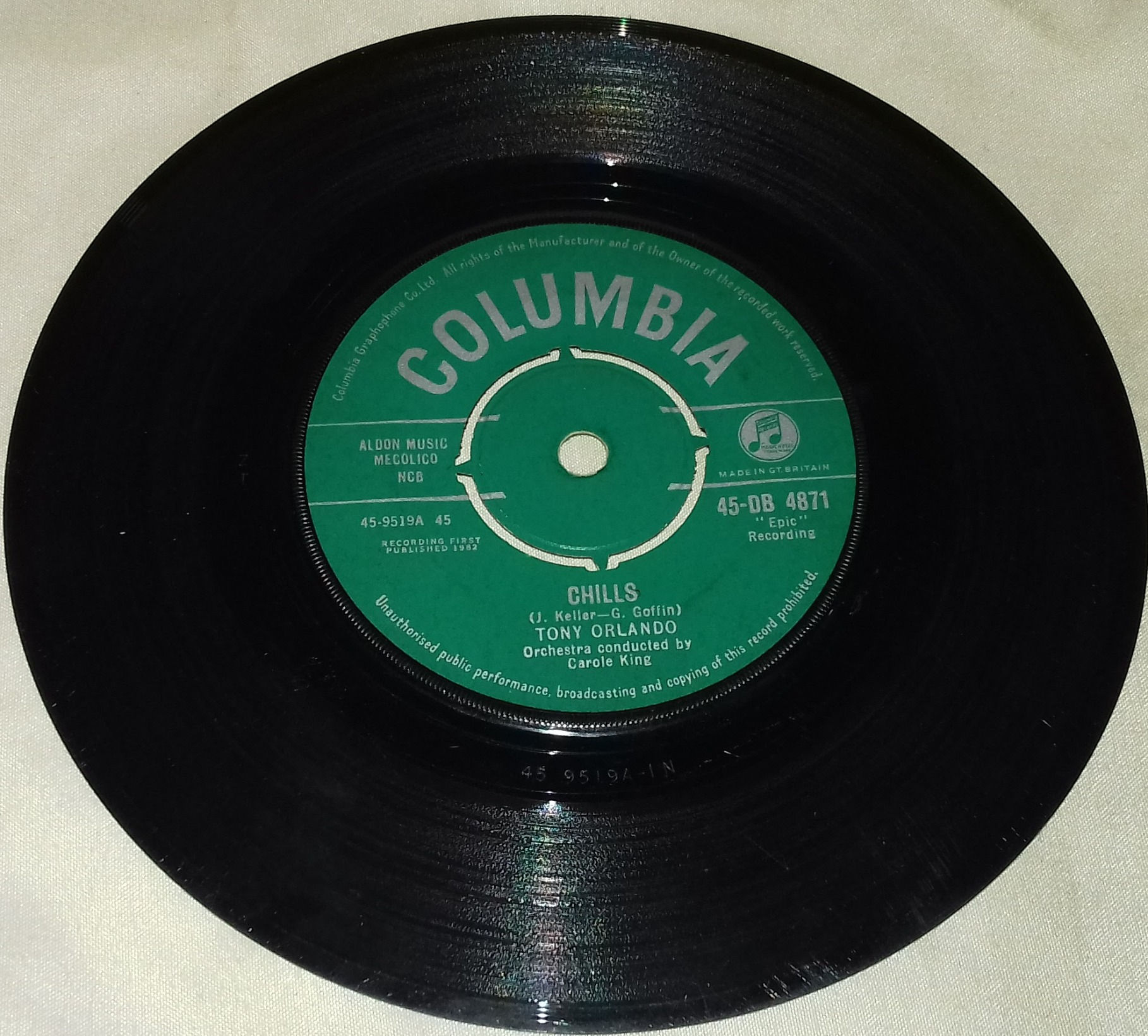 Tony Orlando - Chills / At The Edge Of Tears (7", Single) (Columbia)