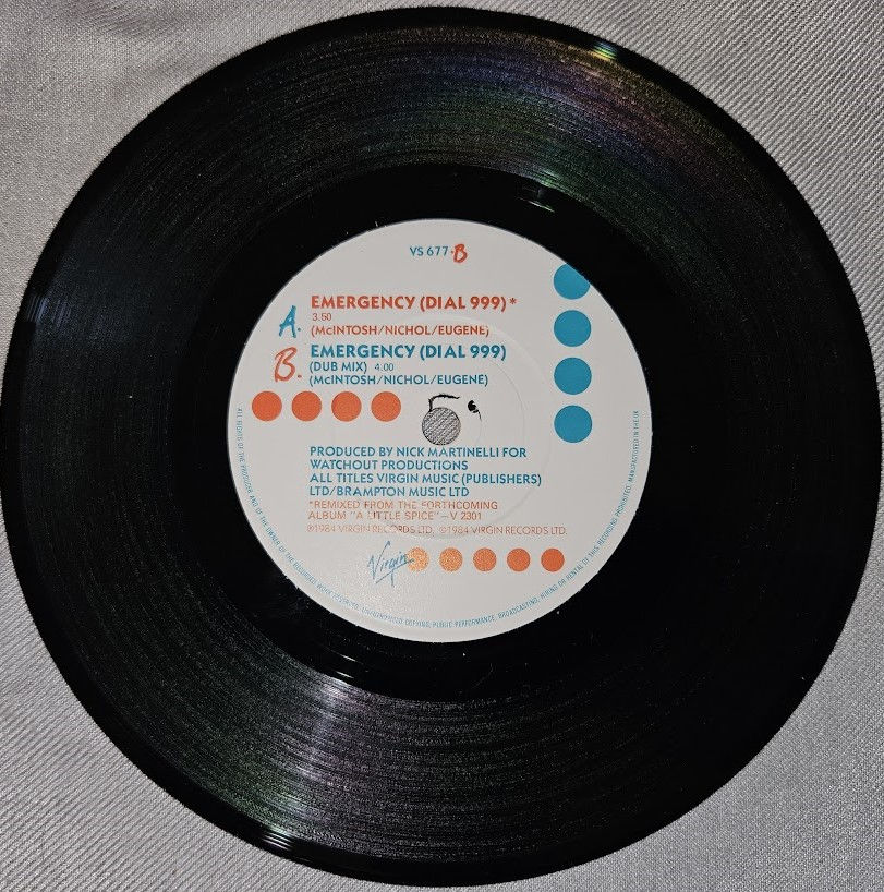 Miniatyrbild: Loose Ends - Emergency (Dial 999) (7", Single) (Virgin)