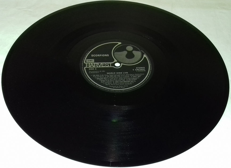 ภาพขนาดย่อ: Scorpions - World Wide Live (2xLP, Album, Gat) (Harvest, Harvest)