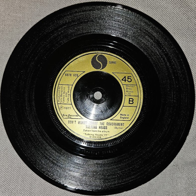 Thumbnail: Talking Heads - Pulled Up (7", Single) (Sire)