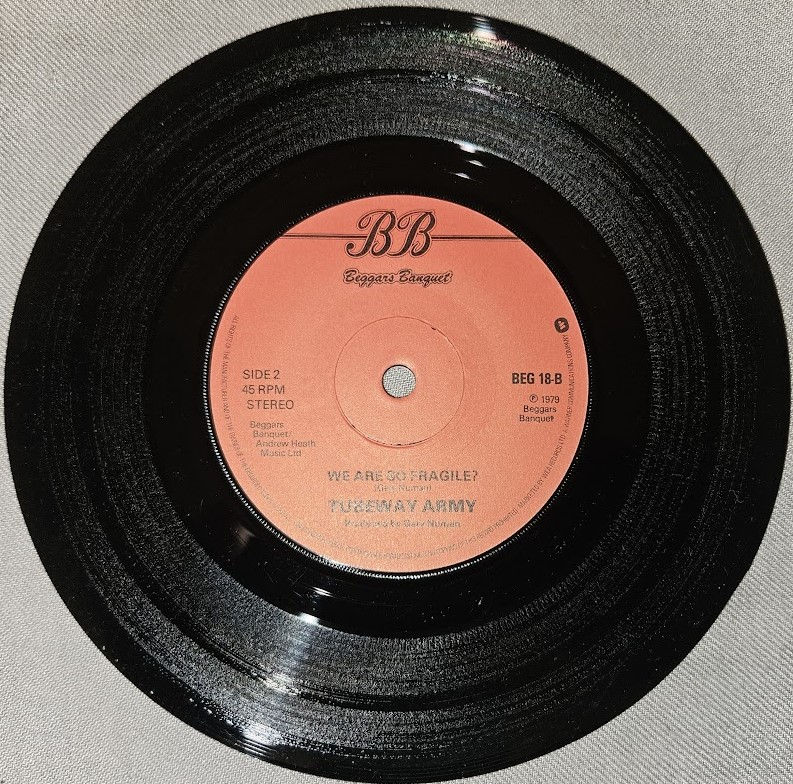 Miniaturbild: Tubeway Army - Are 'Friends' Electric? (7", Single, Wit) (Beggars Banquet)