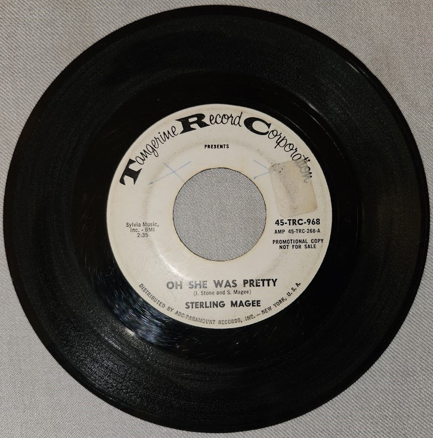 Sterling Magee - Oh She Was Pretty / Get In My Arms Little Girl (7", Single, Pro