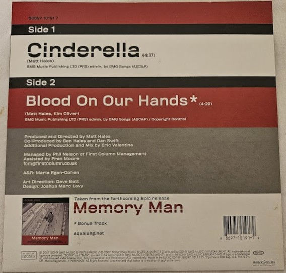 ภาพขนาดย่อ: Aqualung - Cinderella (7") (Epic, Slightly Bigger, Sony BMG Music Entertainment)