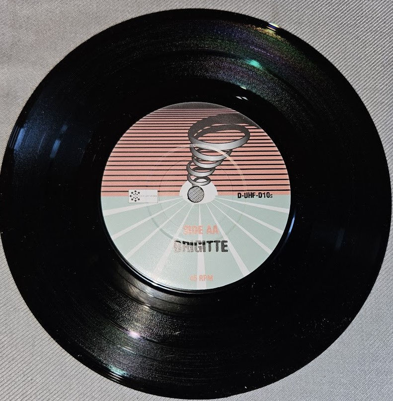 Miniatyrbild: Stereolab - Cybele's Reverie / Brigitte (7", Single) (Duophonic Ultra High Frequ