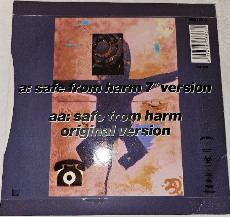 תמונה ממוזערת: Massive Attack - Safe From Harm (7", Single) (Wild Bunch Records, Wild Bunch Rec