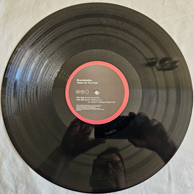 Miniaturbild: Groovaholics* - Wake Up The Funk (12") (Y2K)