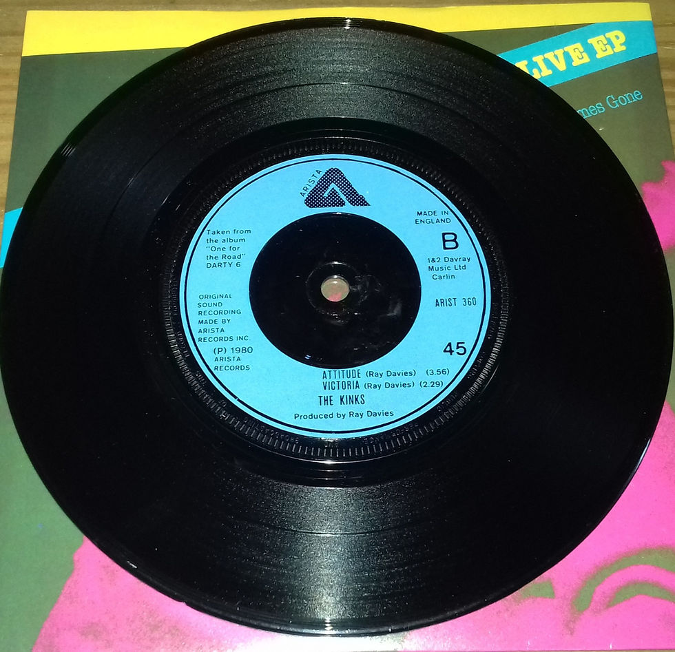 ภาพขนาดย่อ: The Kinks - The Kinks Live EP (7", EP) (Arista)