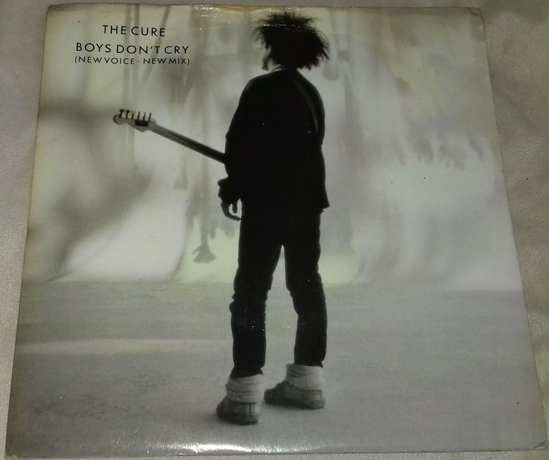 The Cure - Boys Don't Cry (New Voice • New Mix) (7", Single, Pap) (Fiction Reco