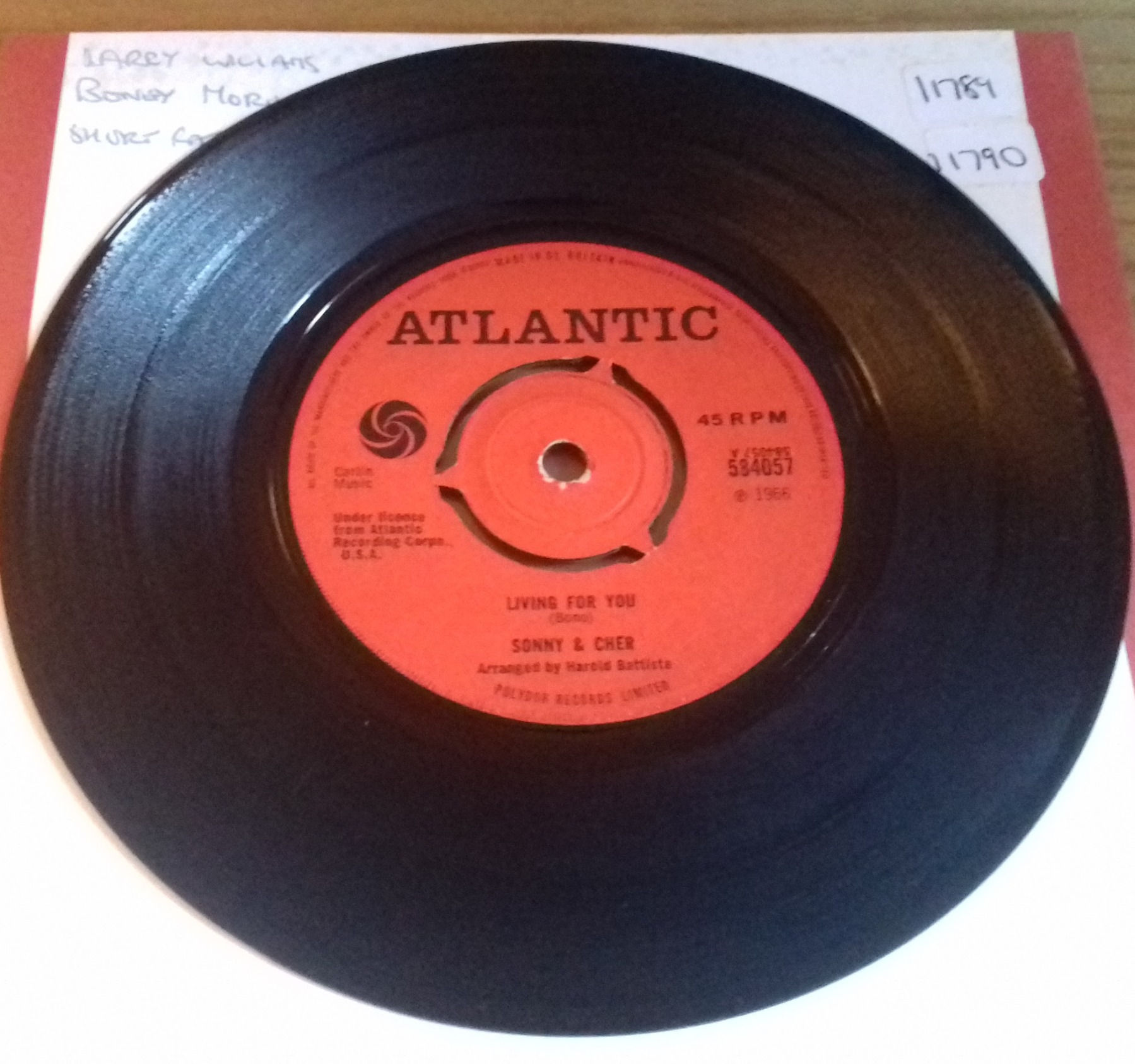 Sonny & Cher - Living For You / Turn Around (7", 3-p) (Atlantic)