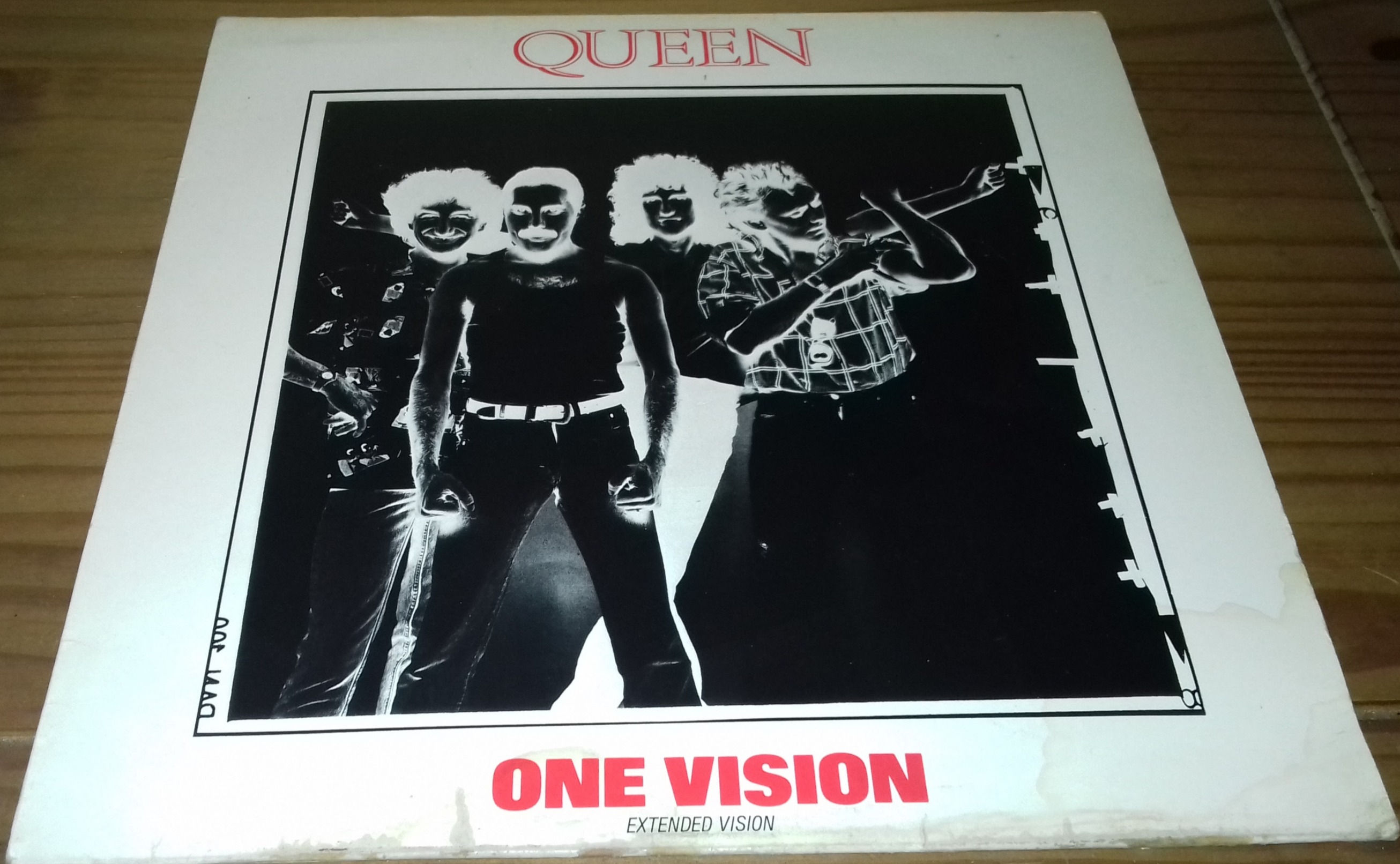 Queen - One Vision (Extended Vision) (12", Single, Red) (EMI, EMI)