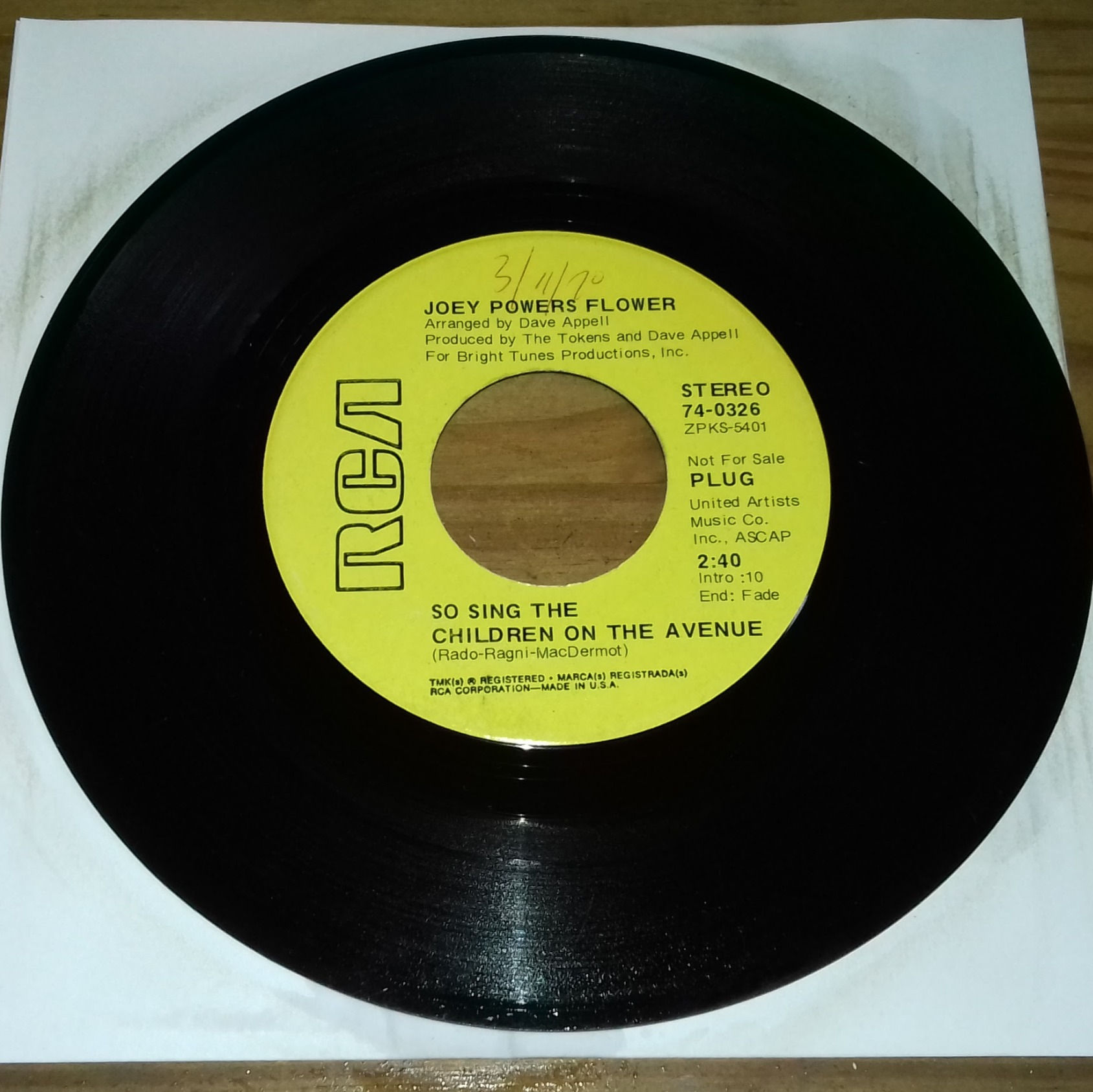 Joey Powers Flower - So Sing The Children On The Avenue / Land Of The Midnight S