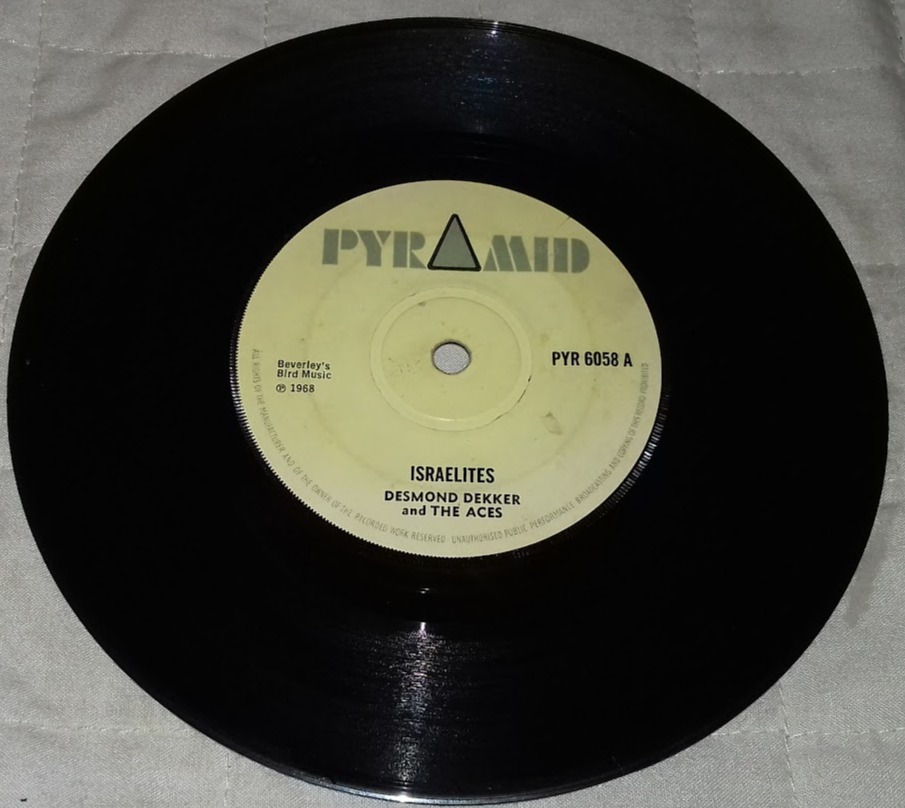 Desmond Dekker And The Aces* - Israelites (7", Single, Sol) (Pyramid (2))