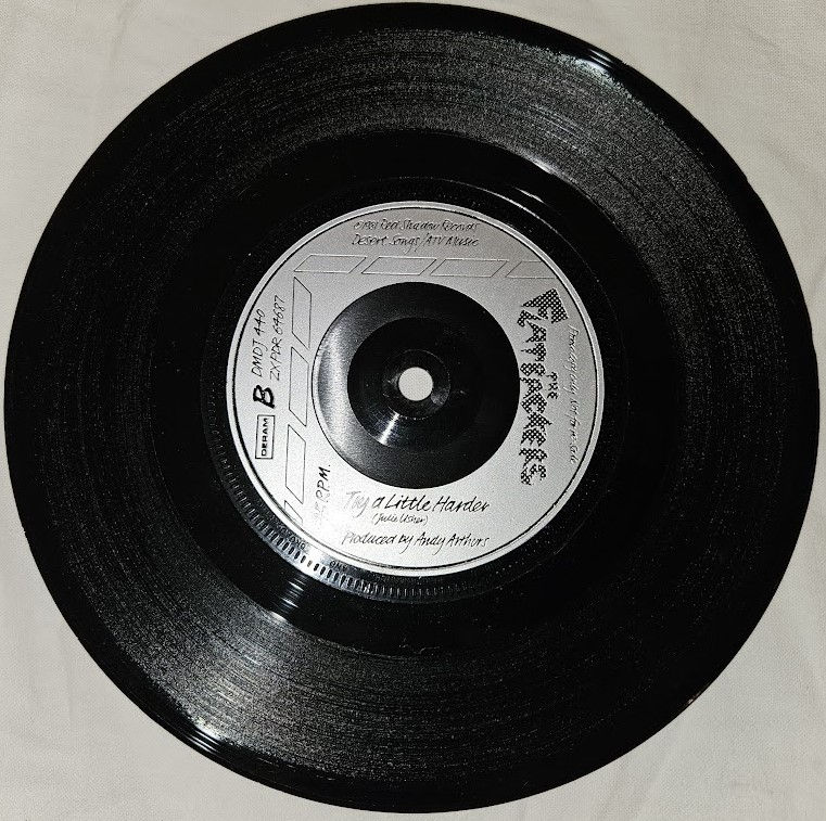 Miniatyrbild: The Flatbackers - Serenade Of Love (7", Single) (Deram)