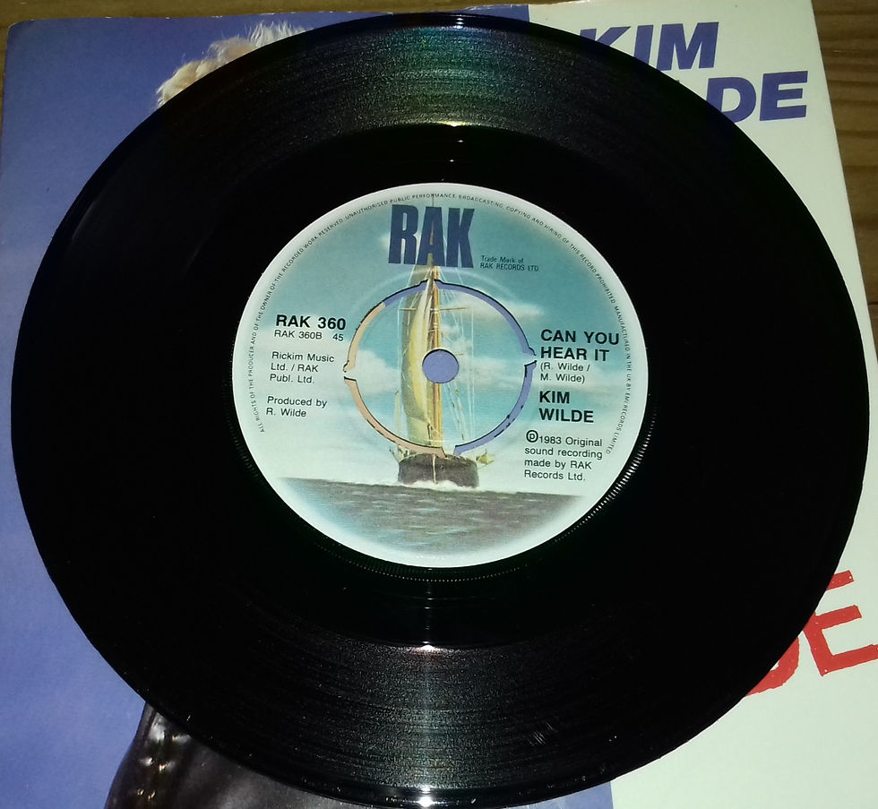 Miniature : Kim Wilde - Love Blonde (7", Single, Kno) (RAK)