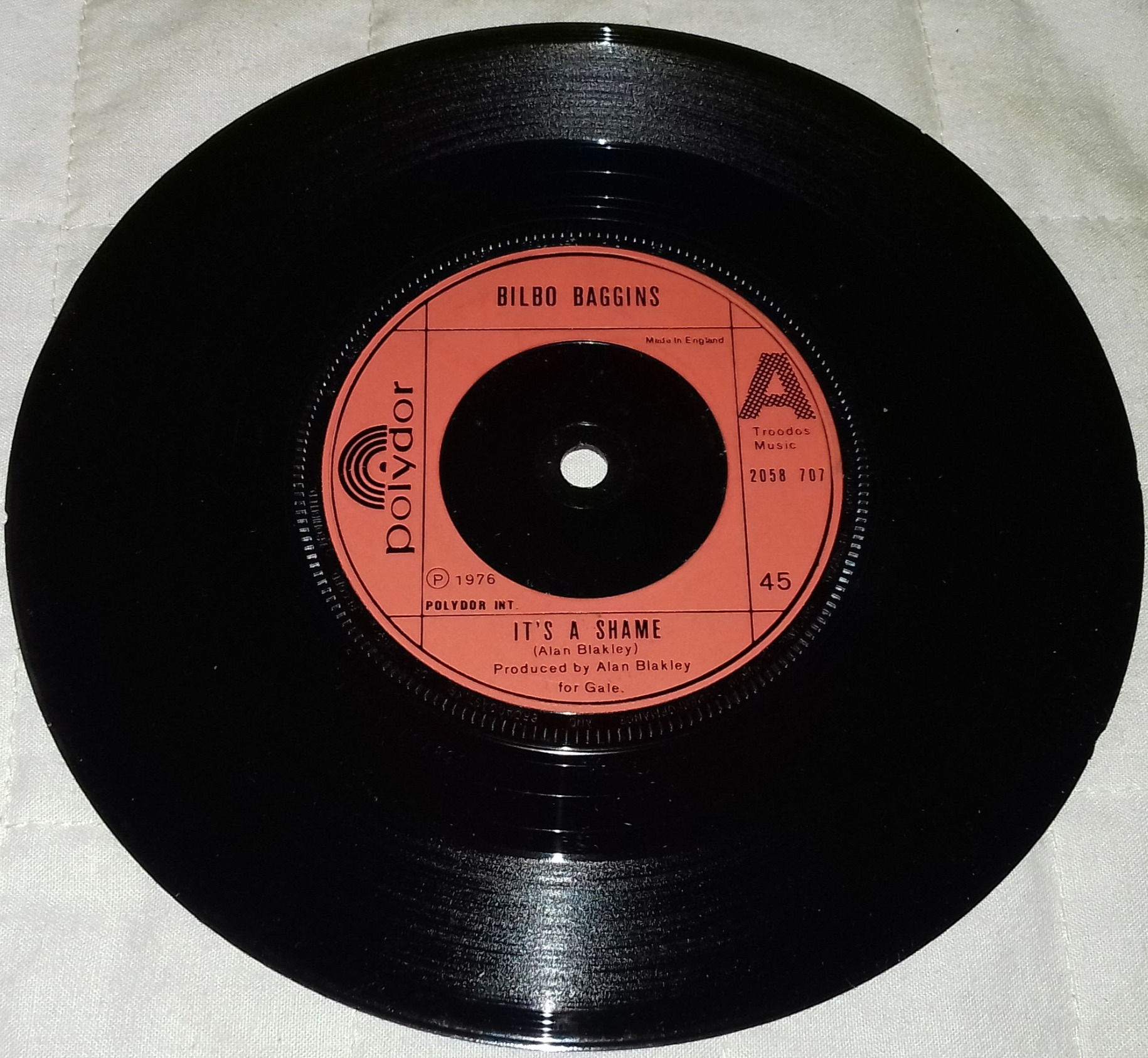 Bilbo Baggins - It's A Shame (7") (Polydor)