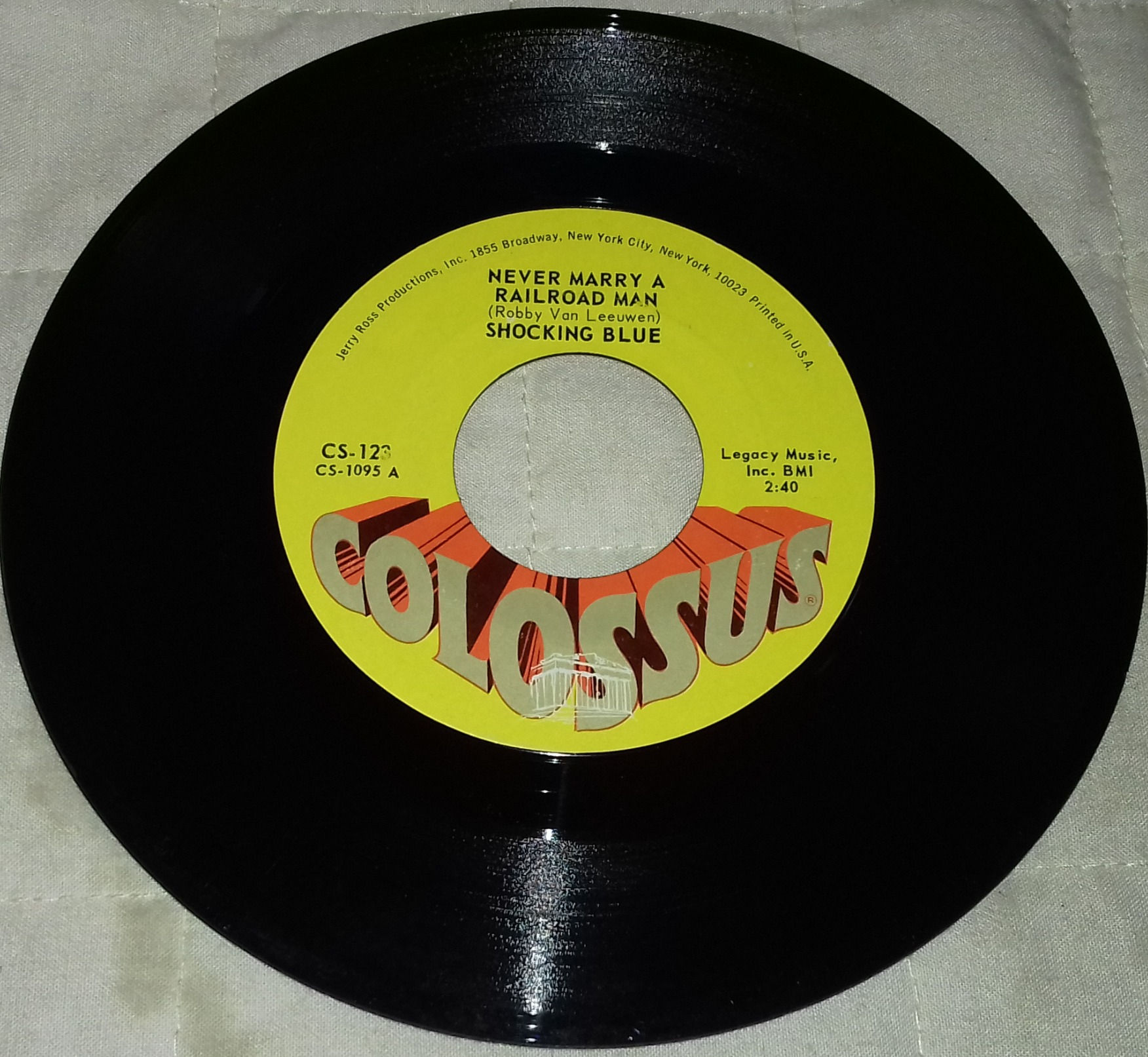 Shocking Blue - Never Marry A Railroad Man (7") (Colossus)