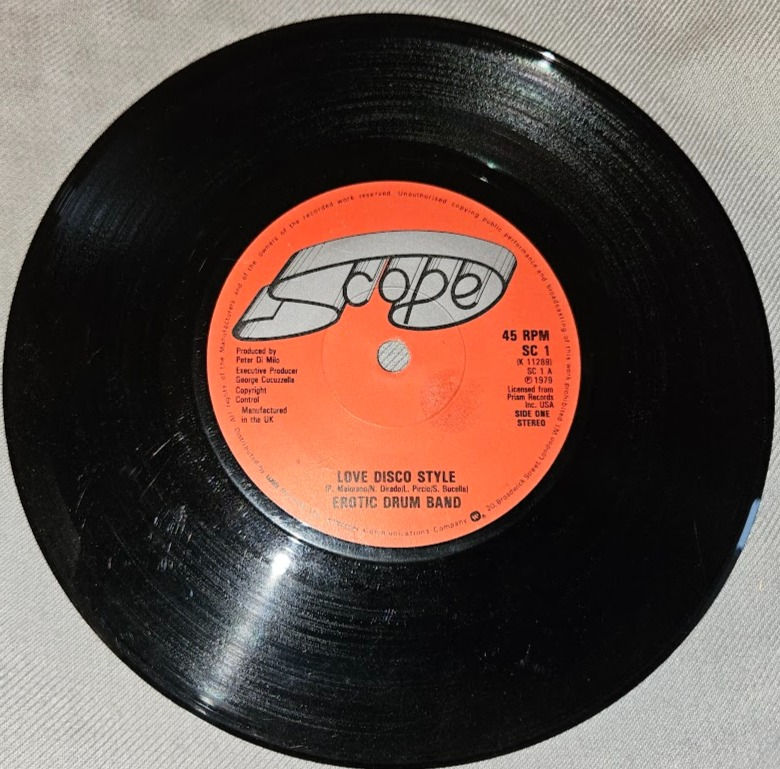 Erotic Drum Band - Love Disco Style / Jerky Rhythm (7") (Scope (2), Scope (2))