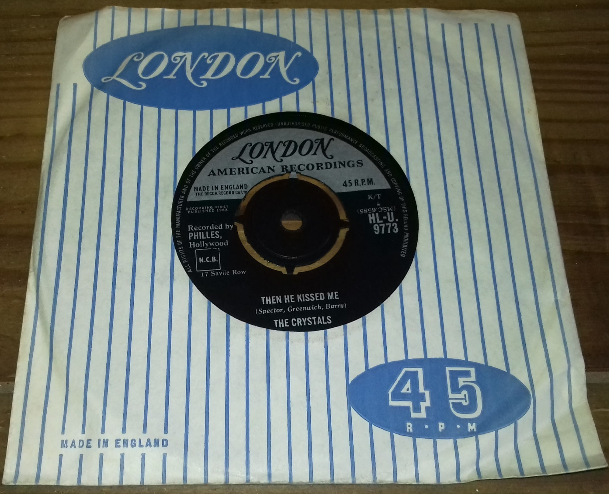 The Crystals - Then He Kissed Me (7") (London Records, London American Recording