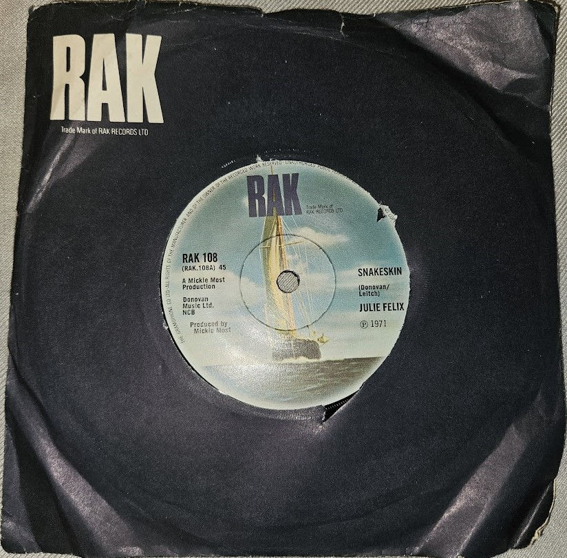 Julie Felix - Snakeskin (7", Single) (RAK)
