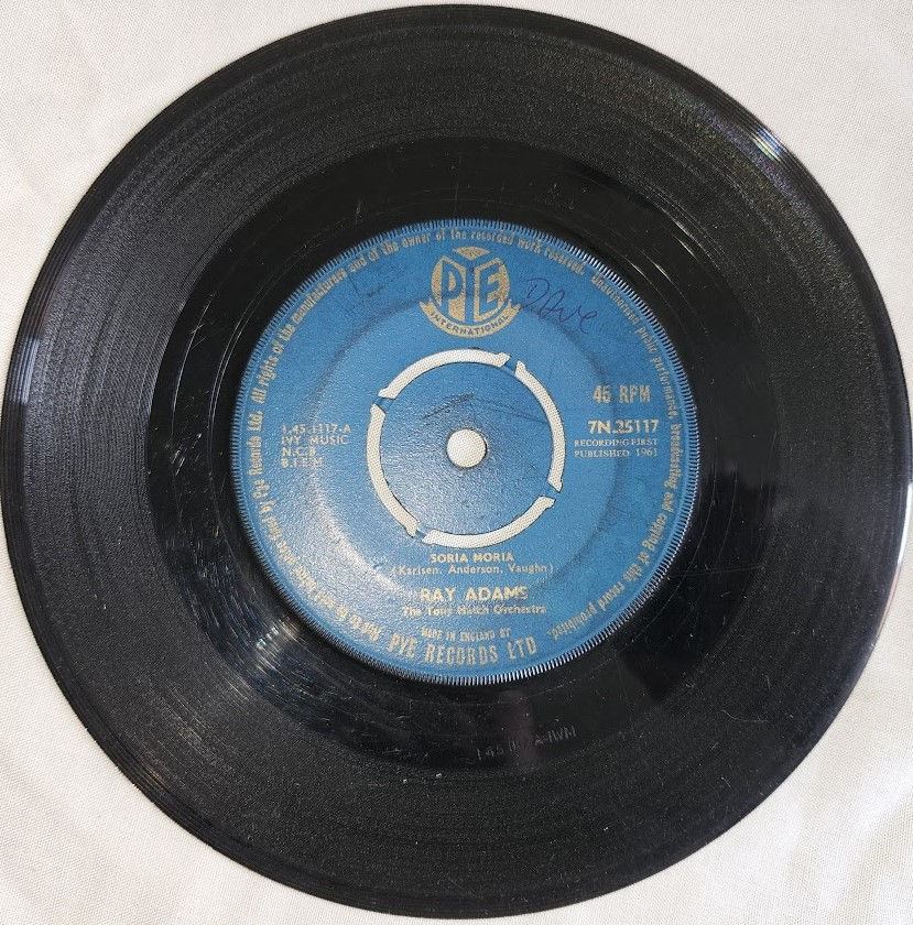 Ray Adams - Soria Moria (7", Single) (Pye International)
