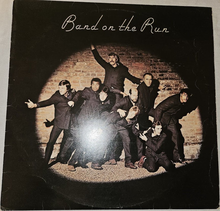 Paul McCartney And Wings* - Band On The Run (LP, Album) (Apple Records, Apple Re