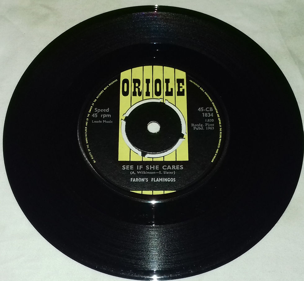 Pikkukuva: Faron's Flamingos - See If She Cares (7") (Oriole)