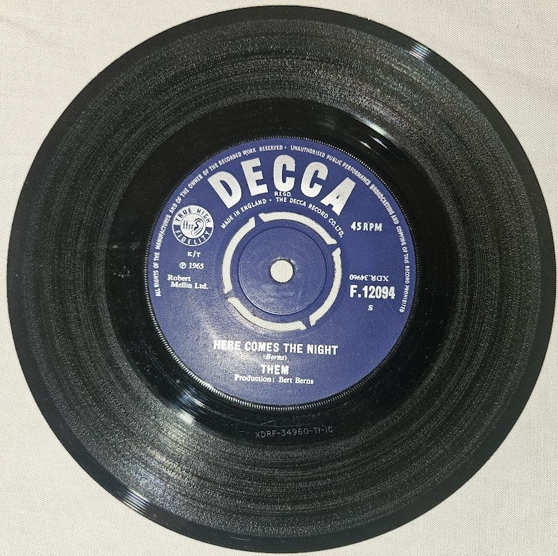Them - Here Comes The Night (7", Single) (Decca)