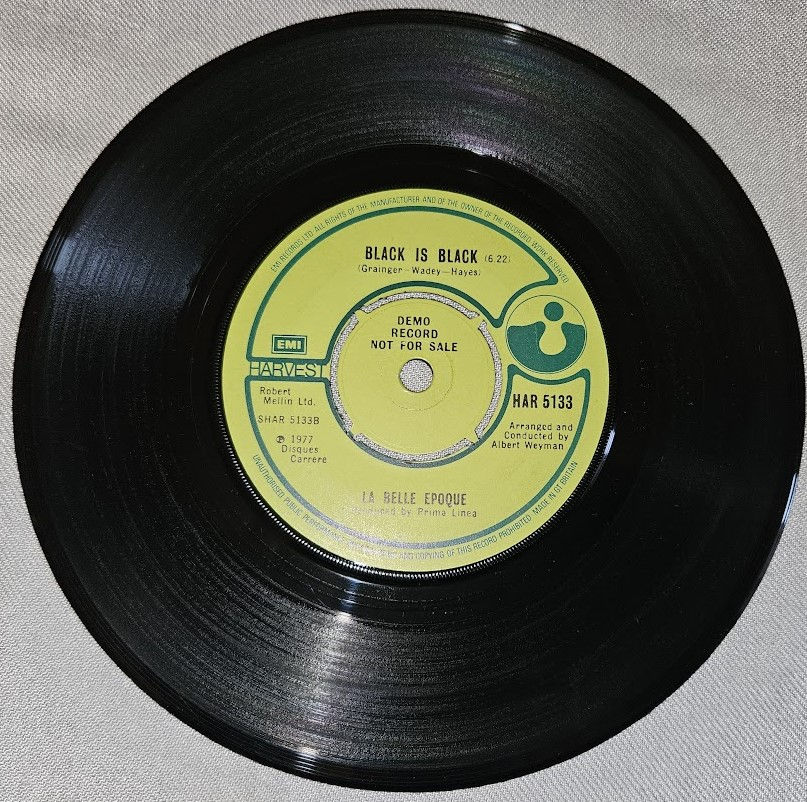 Miniatura: La Belle Epoque* - Black Is Black (7", Single, Promo) (Harvest)