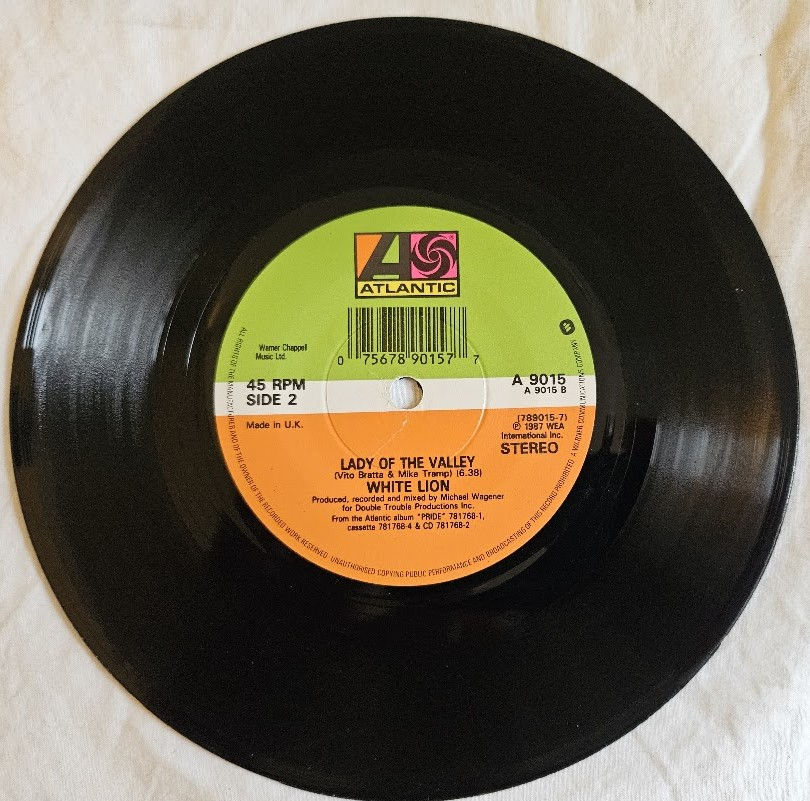 Miniatyrbild: White Lion - When The Children Cry (7", Single) (Atlantic, Atlantic, Atlantic, A