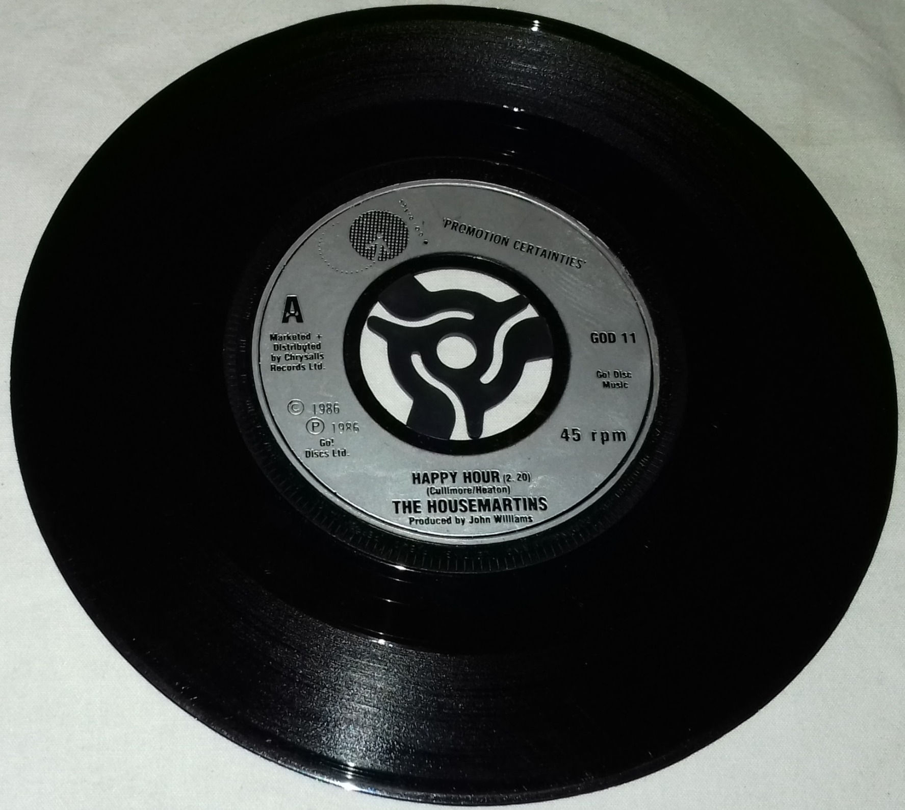 The Housemartins - Happy Hour (7", Single, Chr) (Go! Discs)