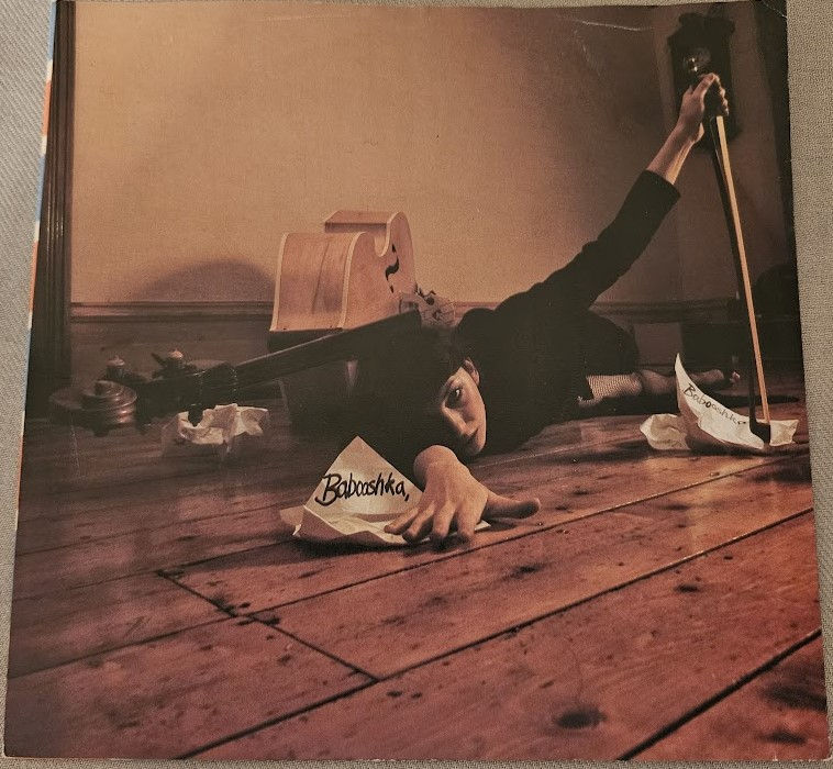 Kate Bush - Babooshka (7", Single) (EMI)