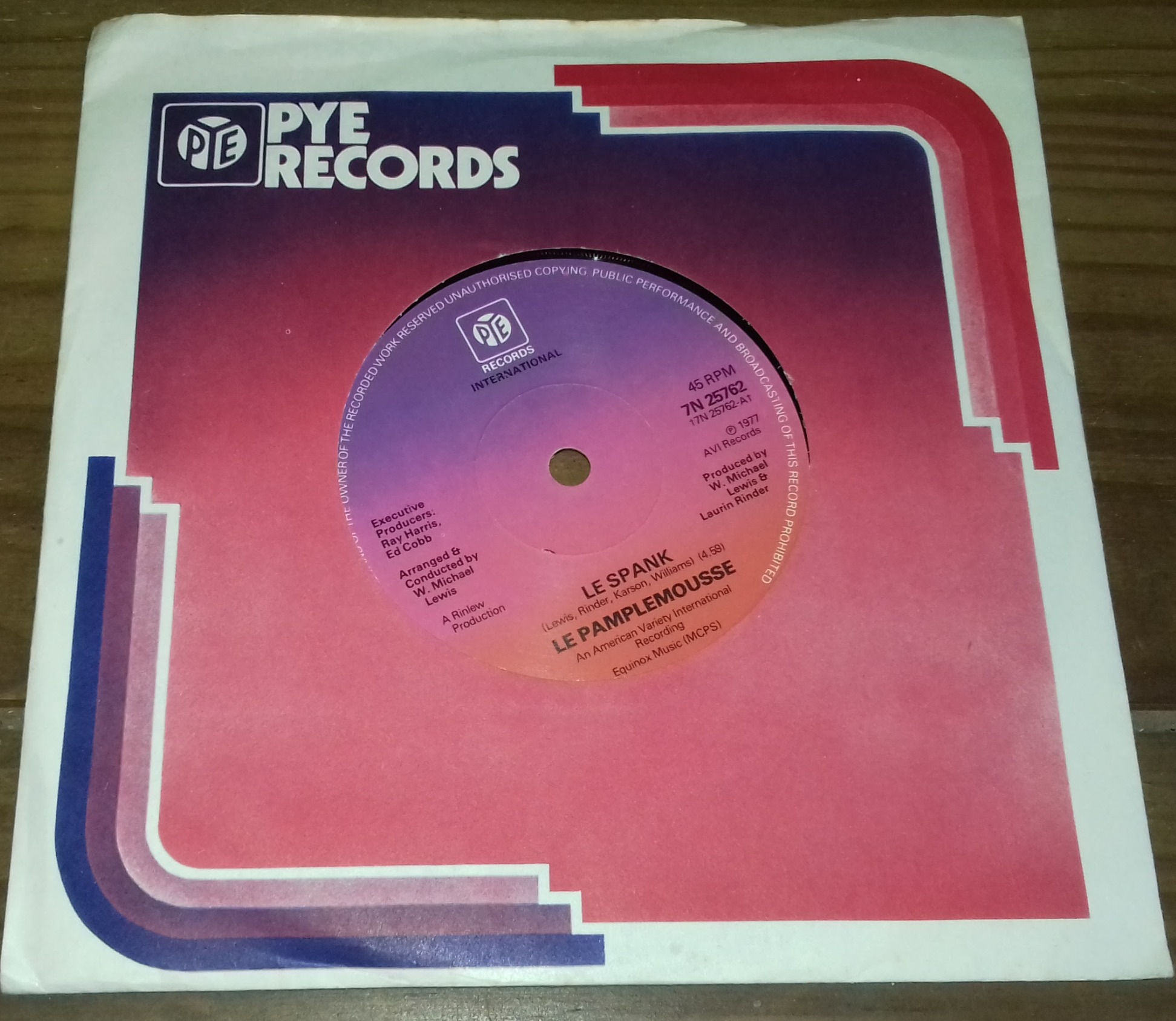 Le Pamplemousse - Le Spank (7", Single, Sol) (Pye International)