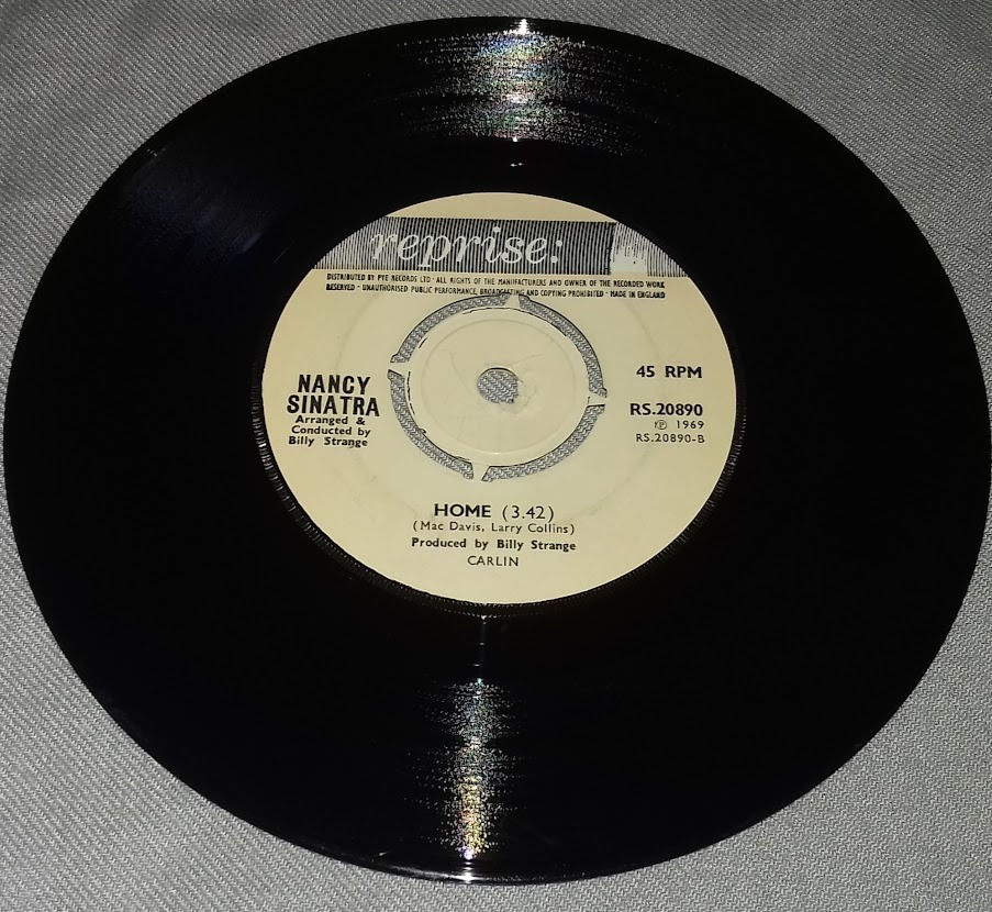 Thumbnail: Nancy Sinatra - I Love Them All (7", Single) (Reprise Records)
