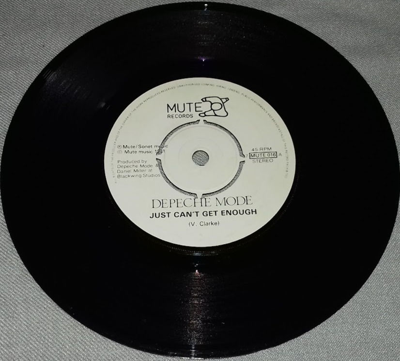 Depeche Mode - Just Can't Get Enough (7", Single, Kno) (Mute)
