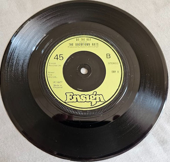 Miniaturbild: The Boomtown Rats - Mary Of The 4th Form (Alternate Version) (7", Single, Red)