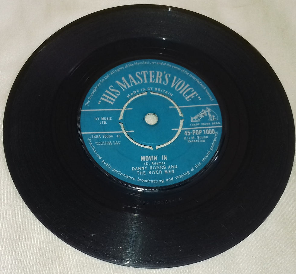 Miniaturbild: Danny Rivers & The River Men* - We're Gonna Dance (7", Single) (His Master's Voi