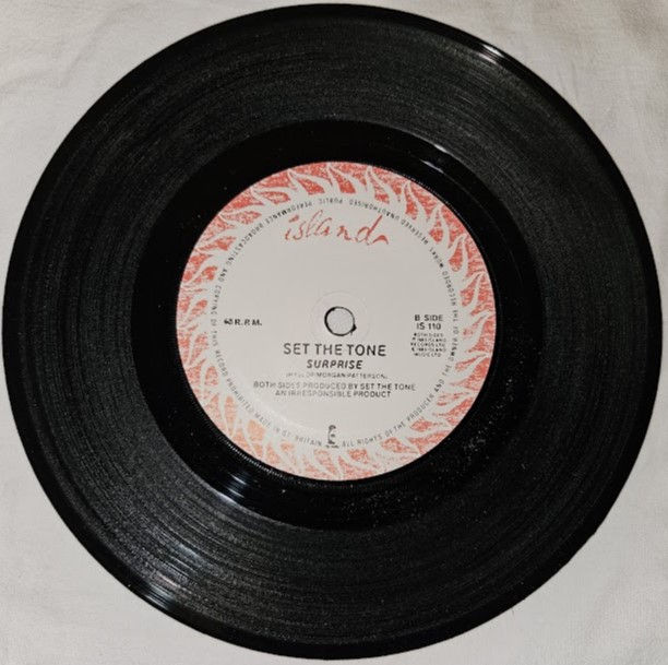 Miniature : Set The Tone - Rap Your Love (7") (Island Records)