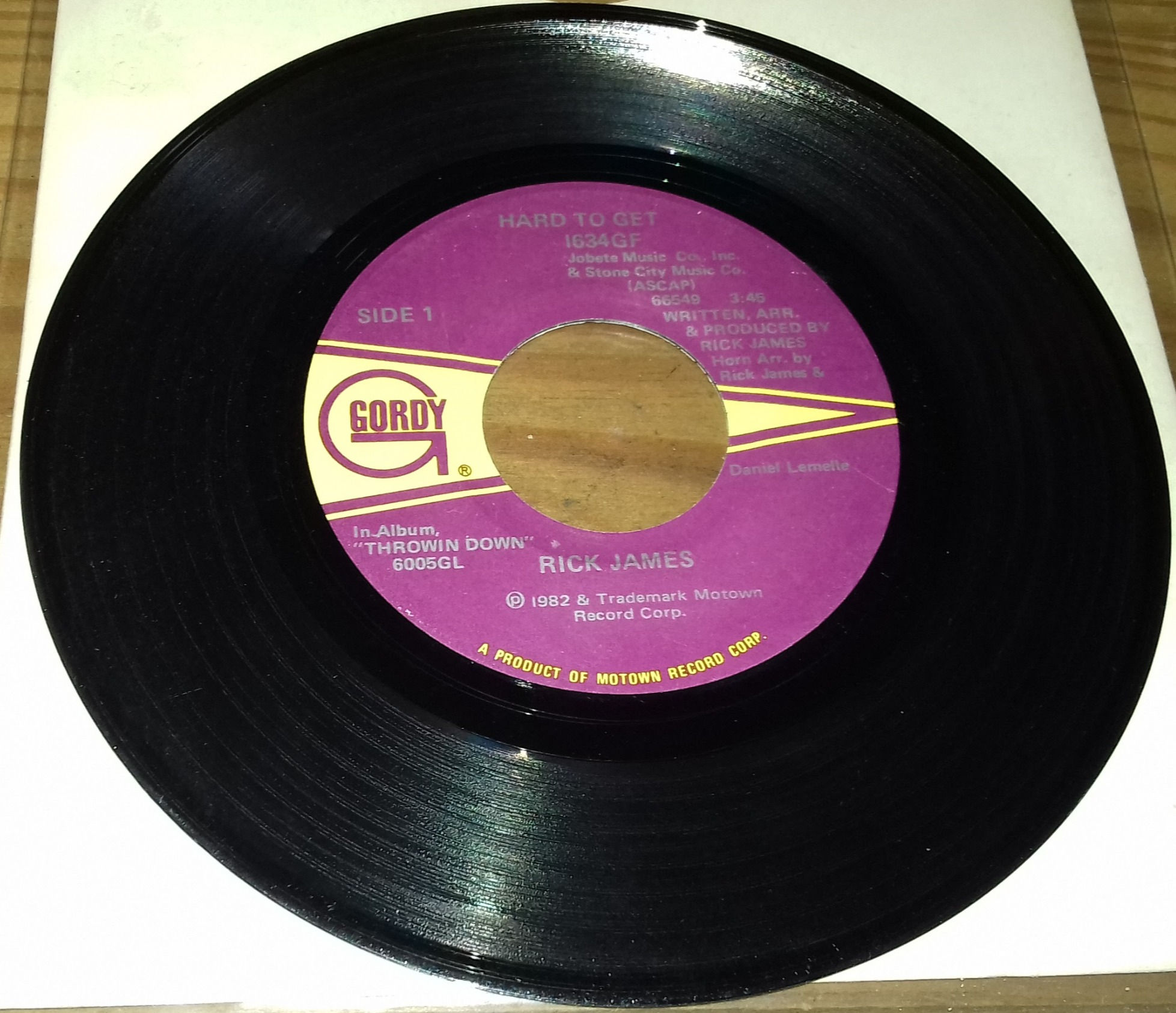 Rick James - Hard To Get (7") (Gordy)