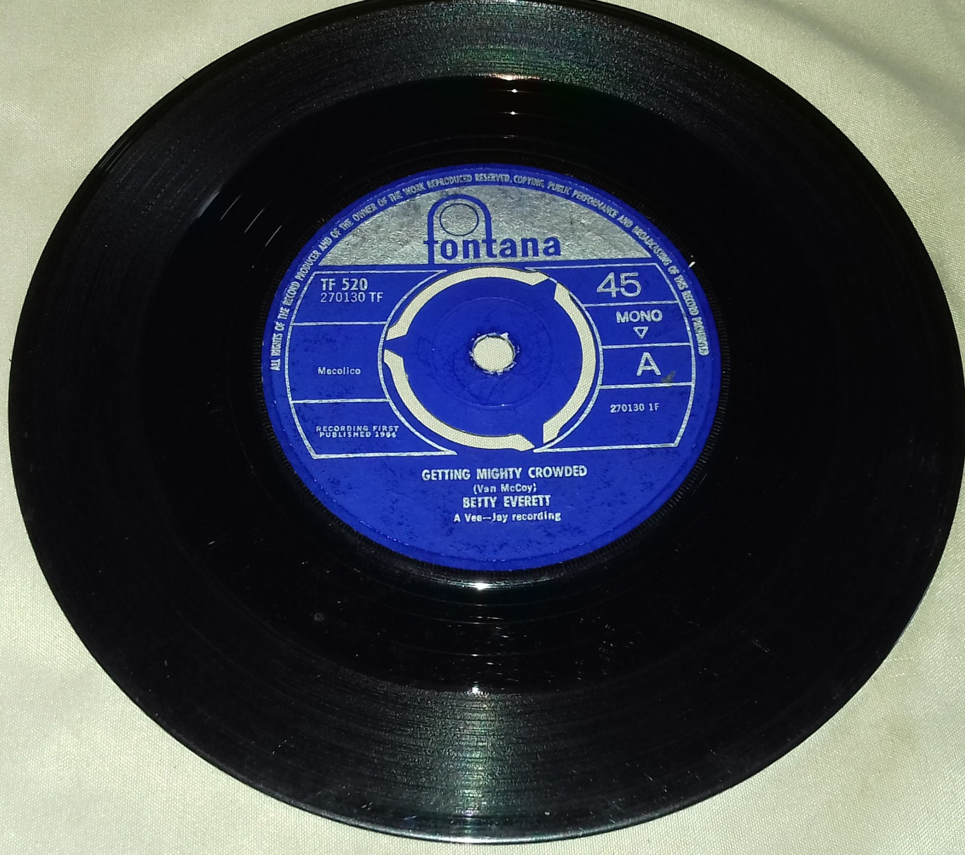 Betty Everett - Getting Mighty Crowded (7", Single) (Fontana, Fontana)